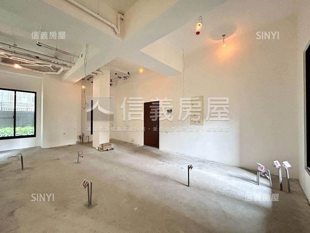 佳元臨沂●挑高大庭院房屋室內格局與周邊環境