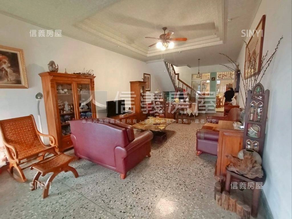 延平路近全聯美透天房屋室內格局與周邊環境