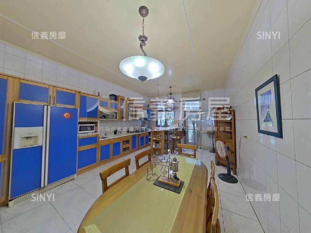 延平路近全聯美透天房屋室內格局與周邊環境