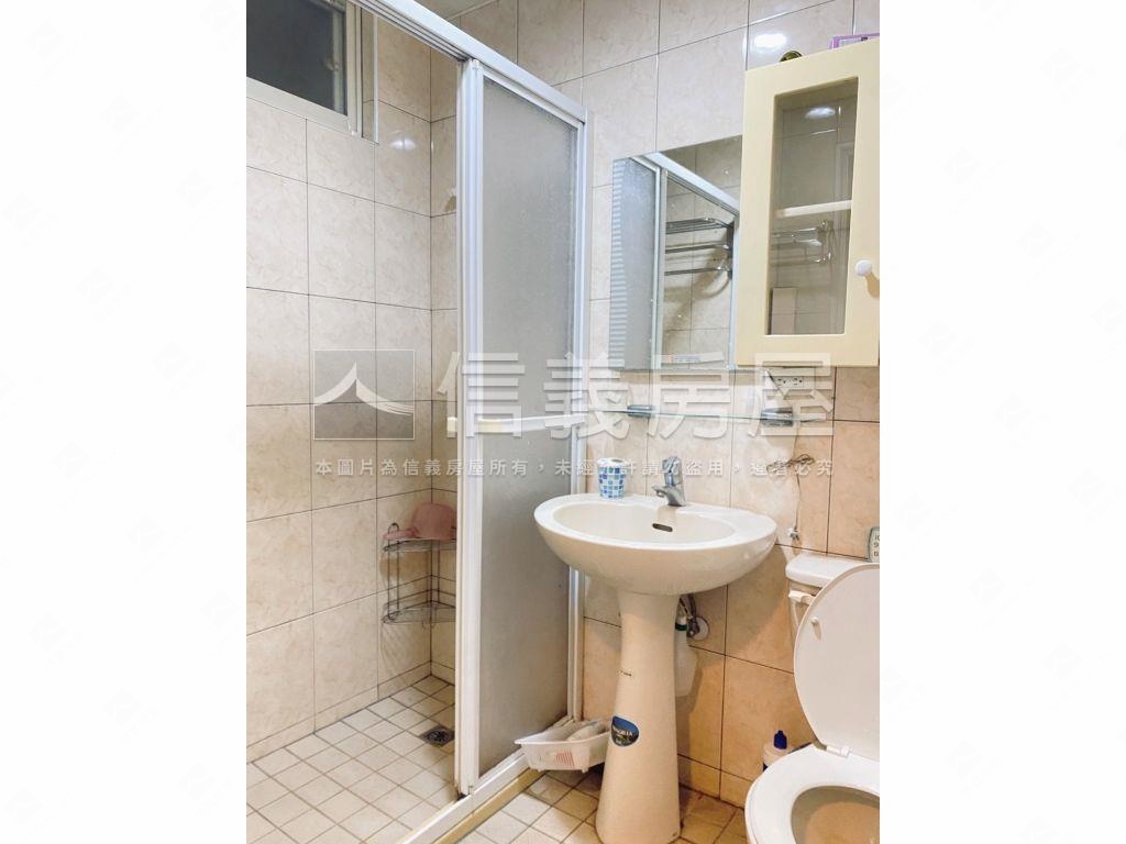南港路三段潛力二樓房屋室內格局與周邊環境