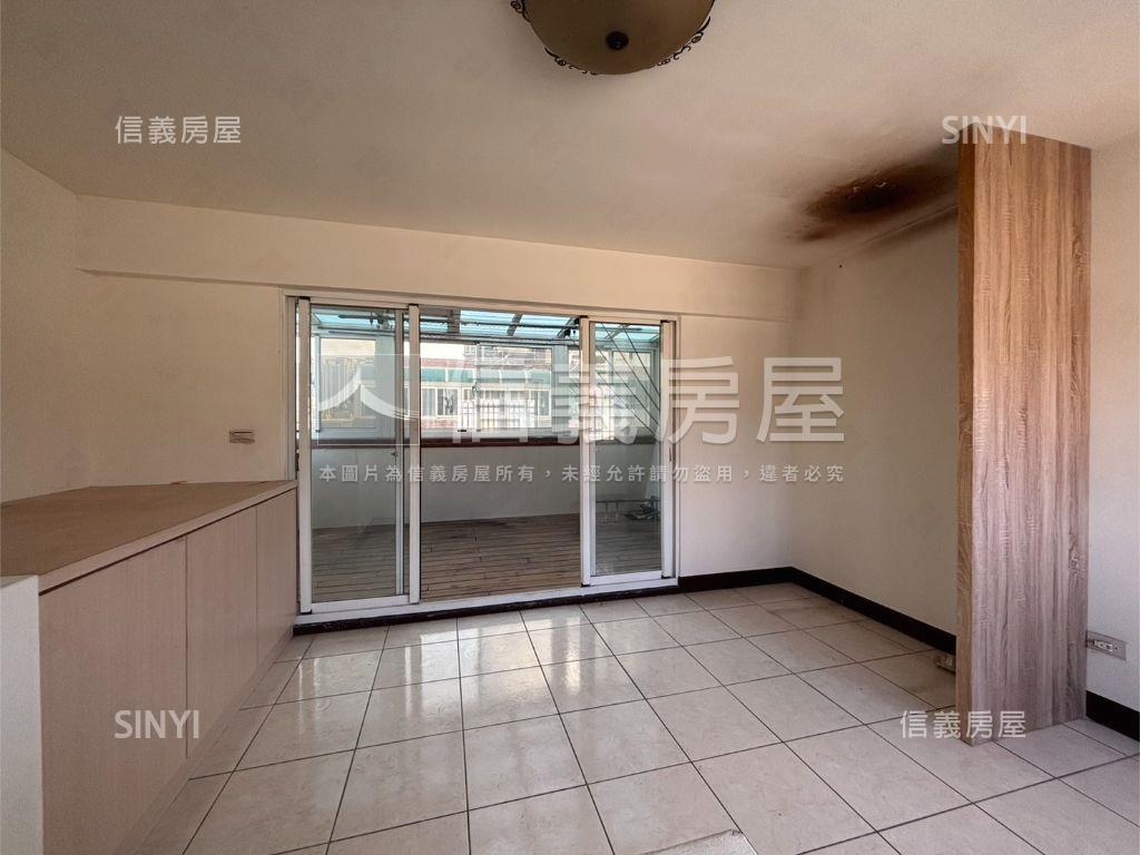 稀有釋出前院透天房屋室內格局與周邊環境