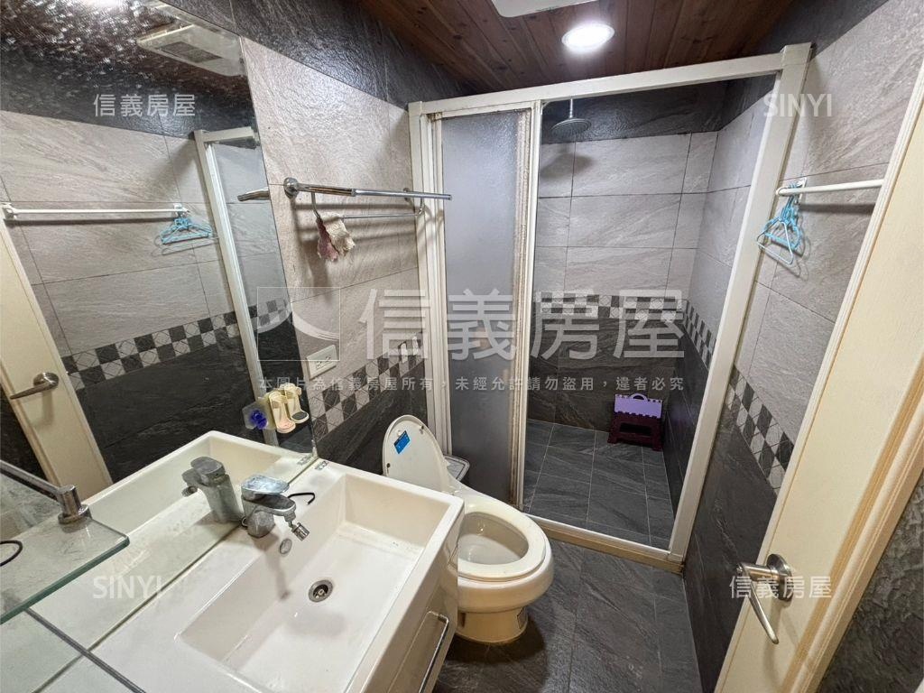 稀有釋出前院透天房屋室內格局與周邊環境