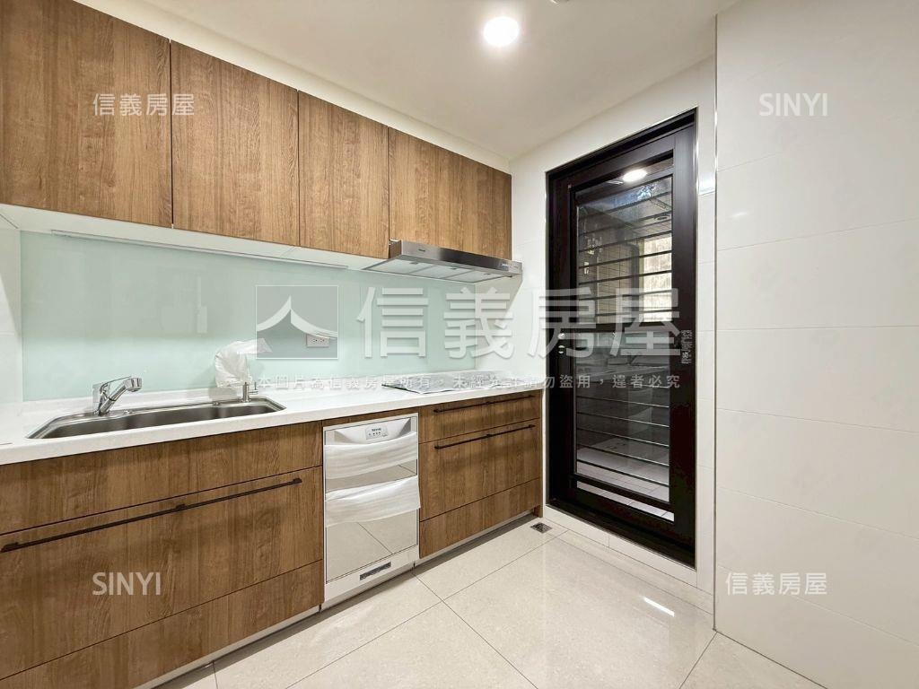 新屋三房！新碩文曲房屋室內格局與周邊環境