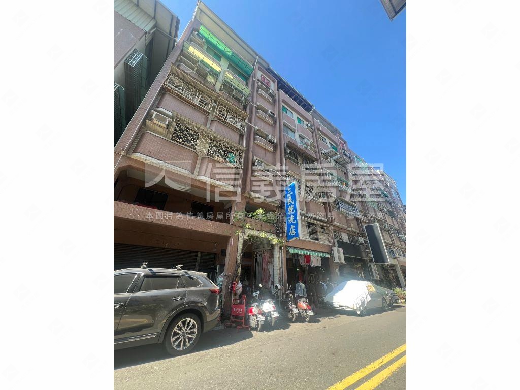 近高醫博愛三房公寓房屋室內格局與周邊環境