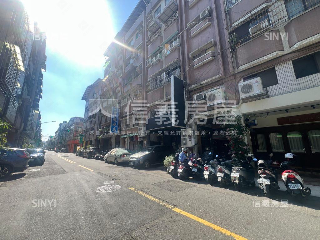 近高醫博愛三房公寓房屋室內格局與周邊環境