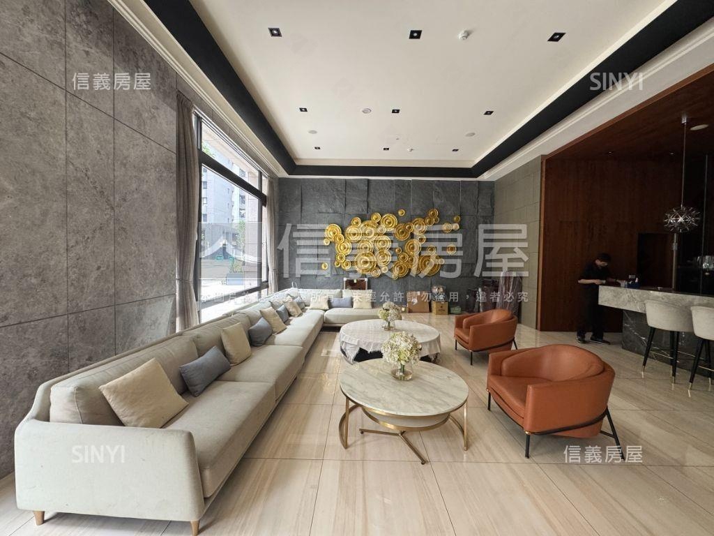 嶺東精美高樓平面車位房屋室內格局與周邊環境