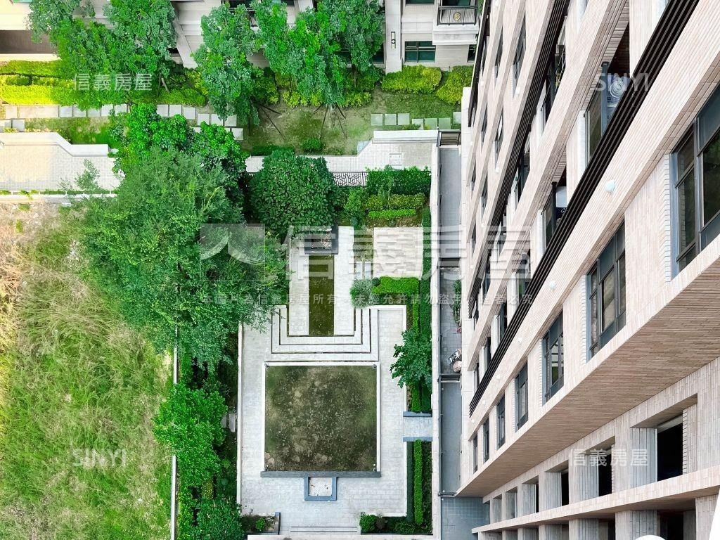 嶺東精美高樓平面車位房屋室內格局與周邊環境