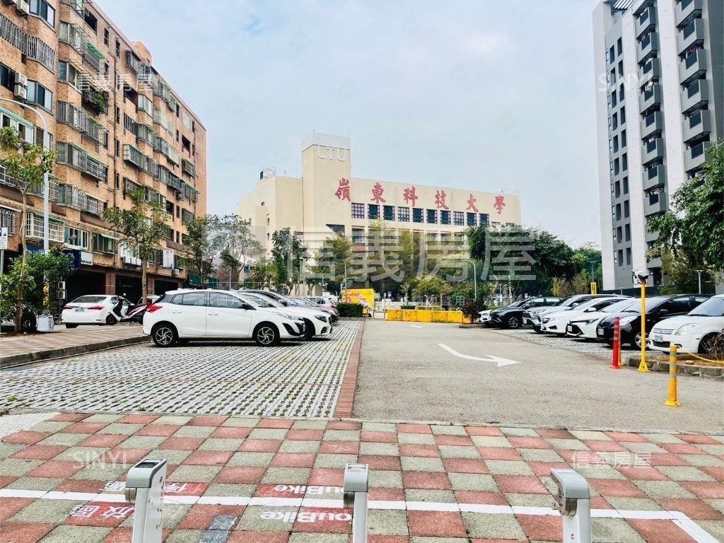 嶺東精美高樓平面車位房屋室內格局與周邊環境