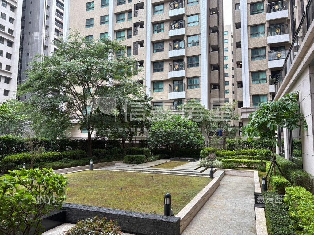 嶺東精美高樓平面車位房屋室內格局與周邊環境