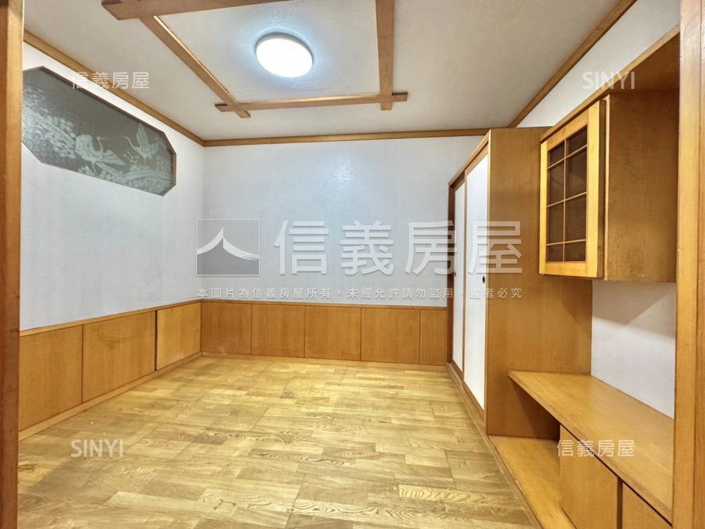 近武廟商圈輕軌活巷美透天房屋室內格局與周邊環境