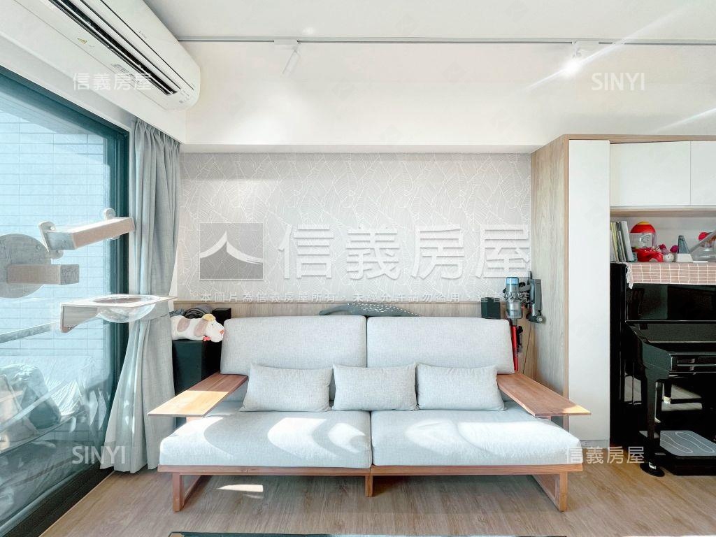 公園旁次頂樓視野美宅房屋室內格局與周邊環境