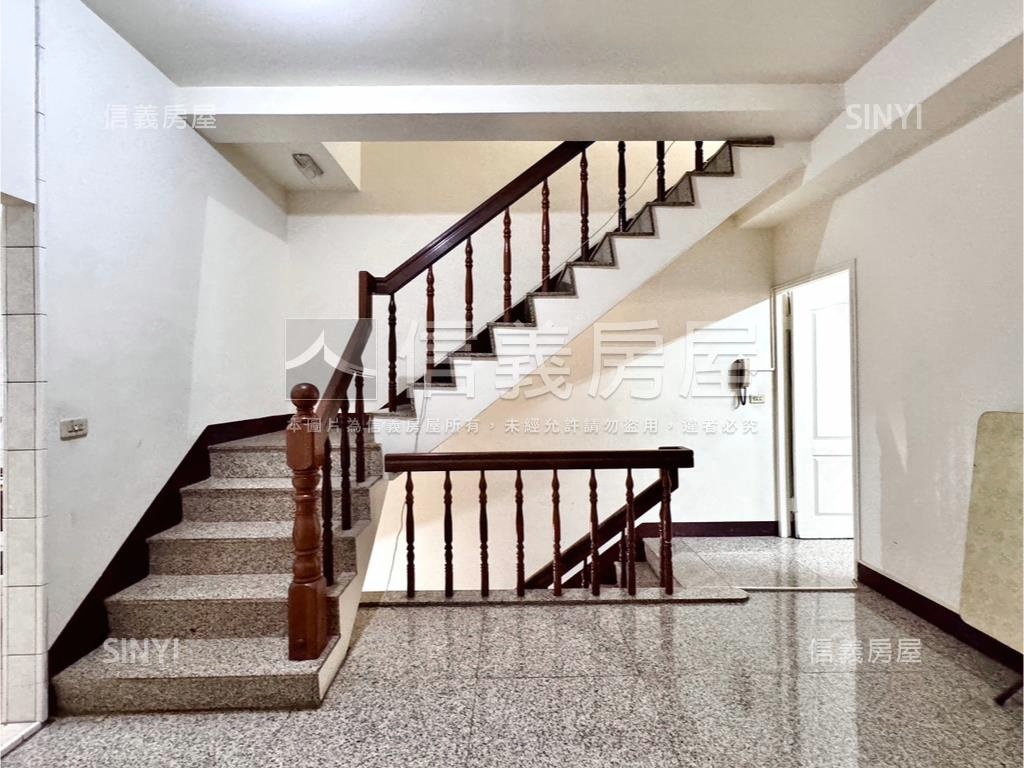 高鐵福山學區大地坪透天店房屋室內格局與周邊環境