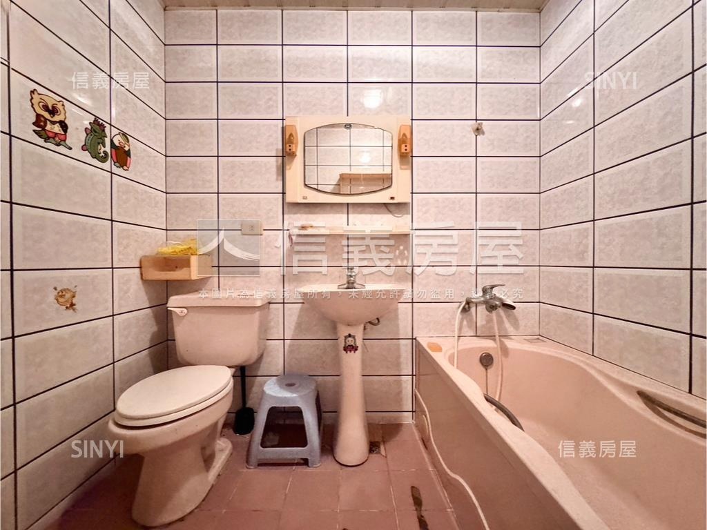 高鐵福山學區大地坪透天店房屋室內格局與周邊環境