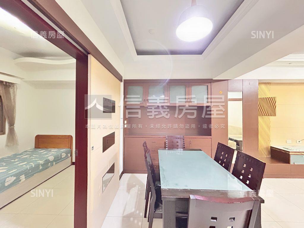 Ａ８長庚登峰三房車位房屋室內格局與周邊環境
