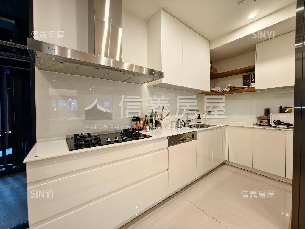 河岸藏峰｜聚水傳家｜天琚房屋室內格局與周邊環境