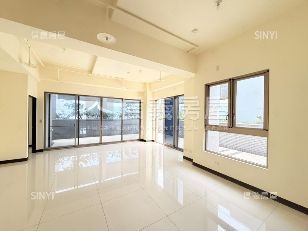 士林一品頂樓露臺大戶房屋室內格局與周邊環境