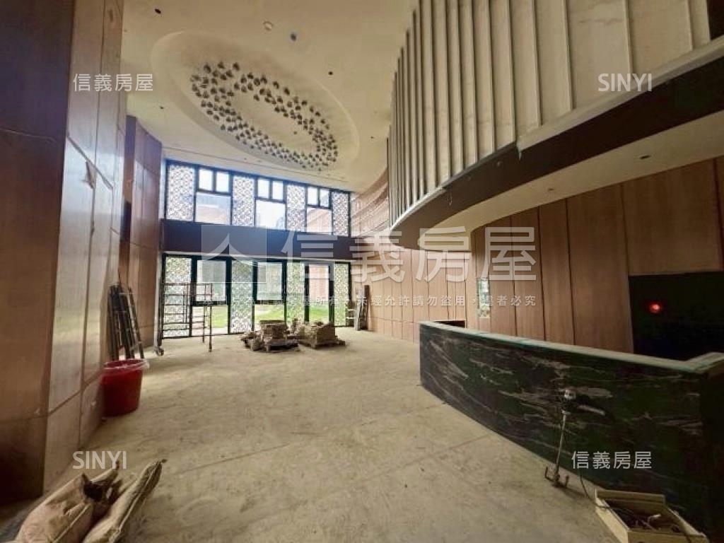 士林一品頂樓露臺大戶房屋室內格局與周邊環境