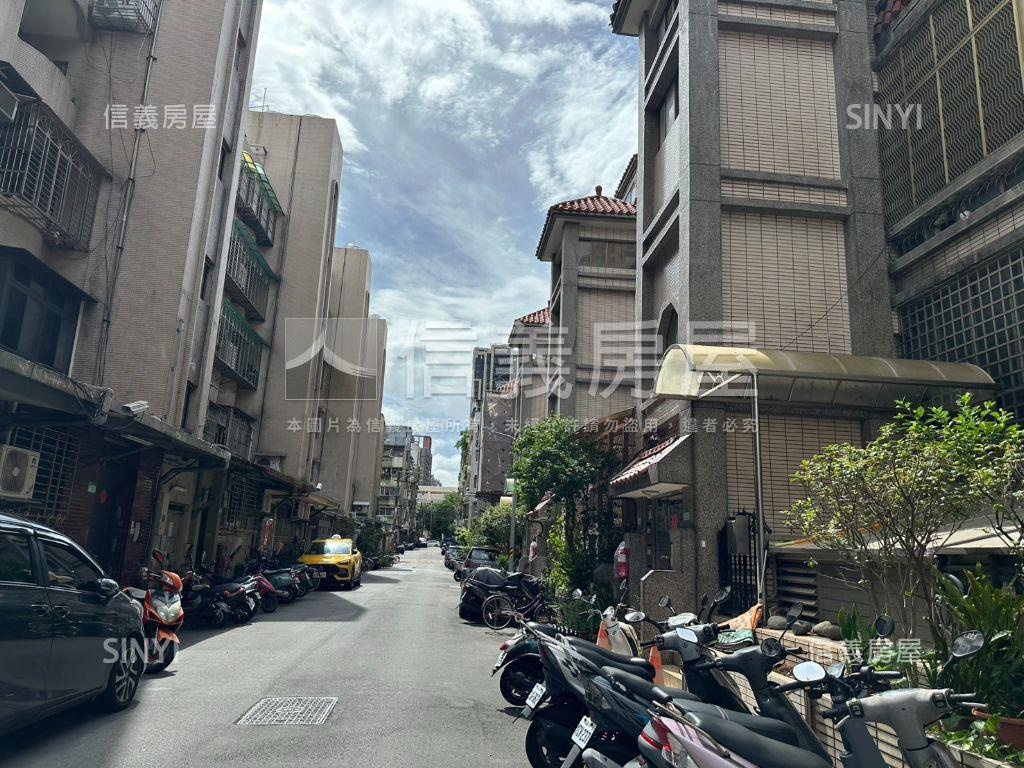 麗山街靜巷４＋２房屋室內格局與周邊環境