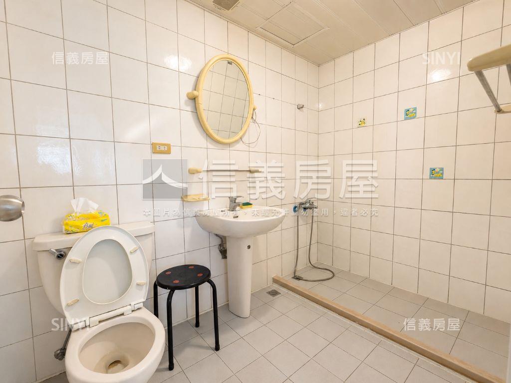 頂天立地景觀視野讚房屋室內格局與周邊環境