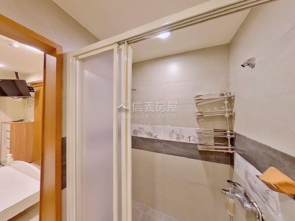 璀璨之都發金店面房屋室內格局與周邊環境