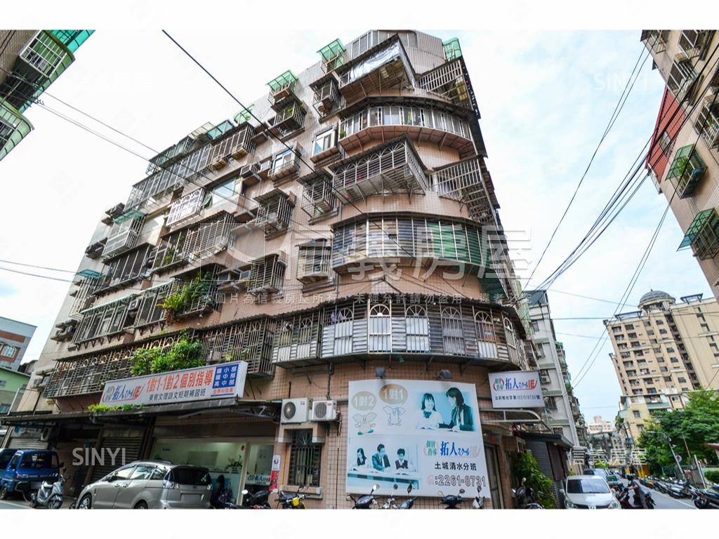 三角邊間顯眼金店面房屋室內格局與周邊環境