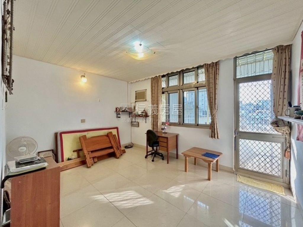 近園區朝東南邊間透天房屋室內格局與周邊環境