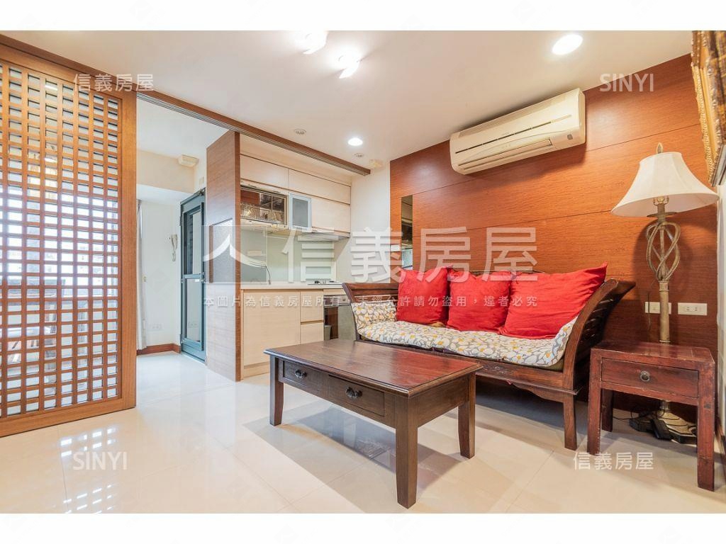 新接主推ＥＡＴ國際館房屋室內格局與周邊環境