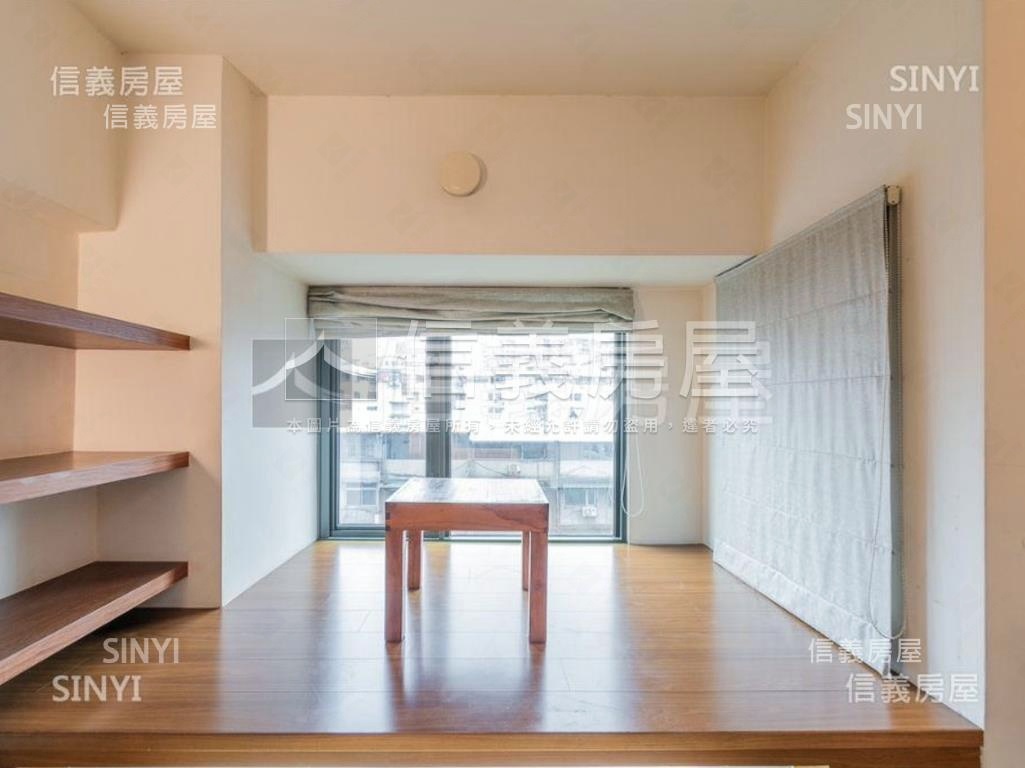 新接主推ＥＡＴ國際館房屋室內格局與周邊環境