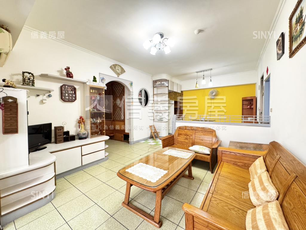 稀有·捷運沿線大坪數華廈房屋室內格局與周邊環境