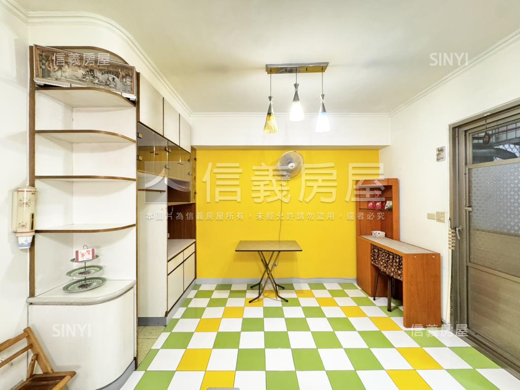 稀有·捷運沿線大坪數華廈房屋室內格局與周邊環境