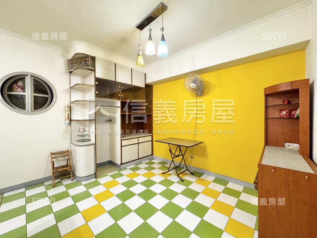 稀有·捷運沿線大坪數華廈房屋室內格局與周邊環境