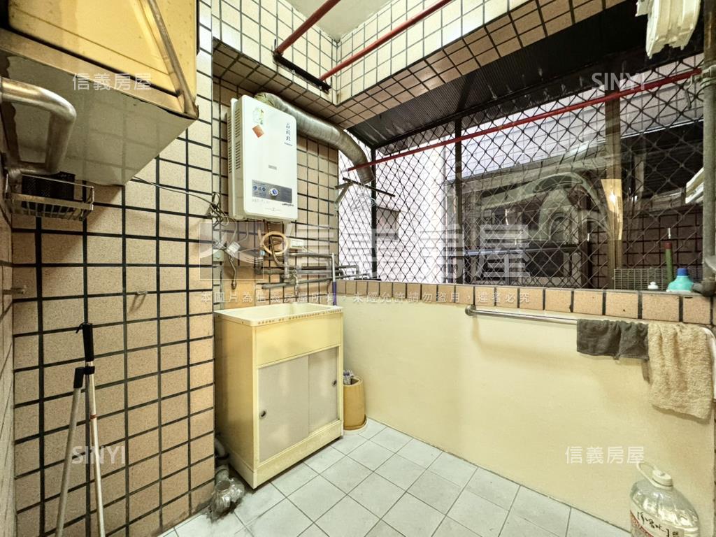 稀有·捷運沿線大坪數華廈房屋室內格局與周邊環境
