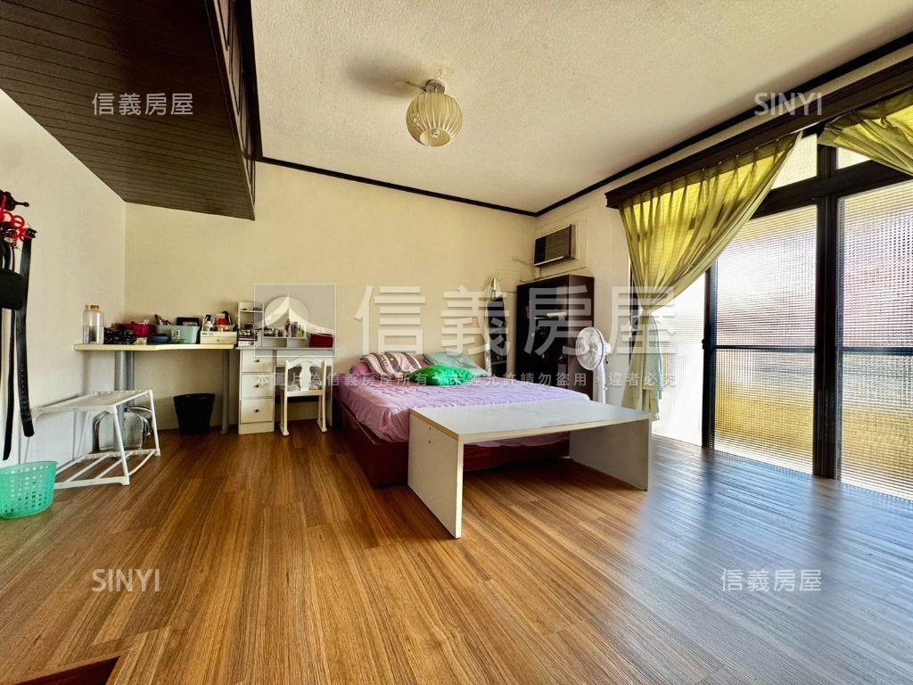 近植物園活路庭院別墅房屋室內格局與周邊環境
