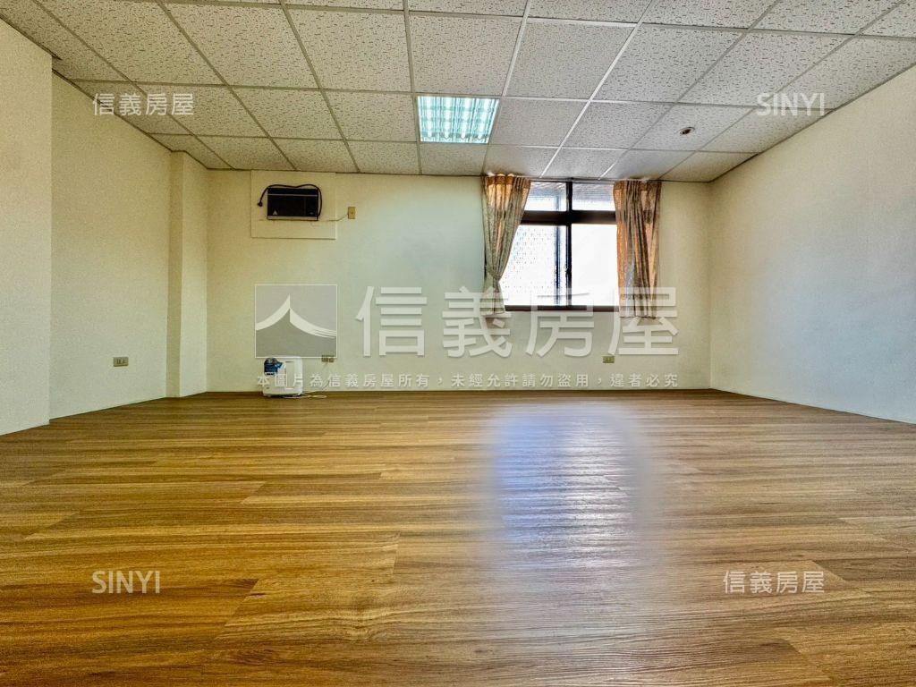 近植物園活路庭院別墅房屋室內格局與周邊環境