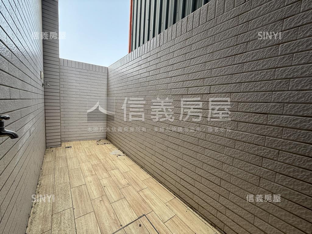 仁武全新完工邊間美透房屋室內格局與周邊環境