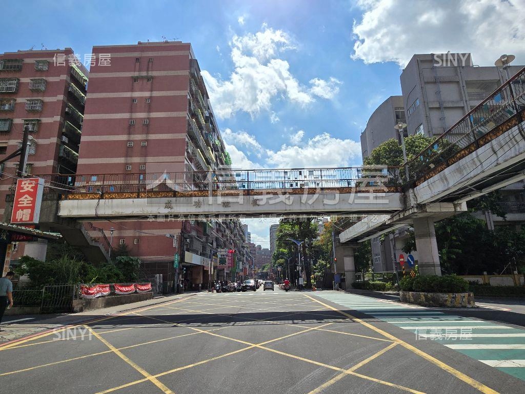 西盛稀有空間店辦房屋室內格局與周邊環境