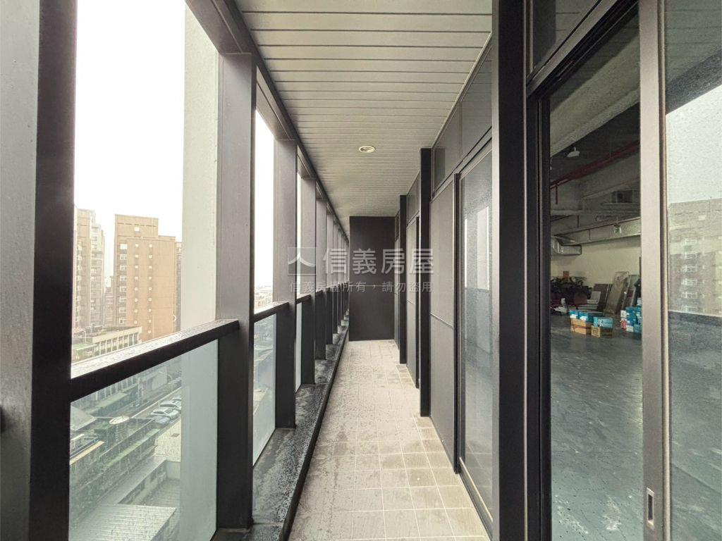 板橋江翠全新鋼骨辦公７Ｆ房屋室內格局與周邊環境