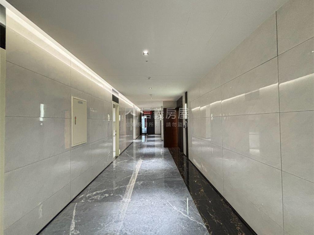 板橋江翠全新鋼骨辦公７Ｆ房屋室內格局與周邊環境