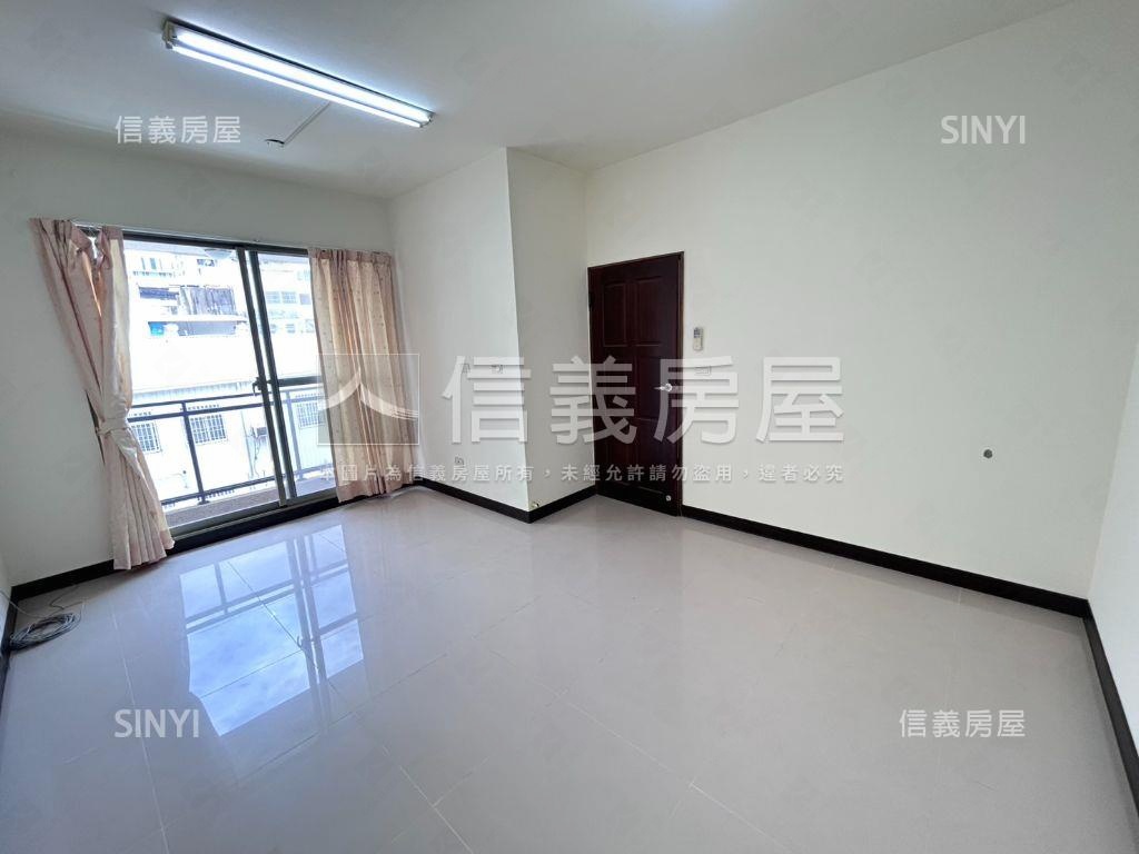 悅敦峰稀有釋出臨路透天房屋室內格局與周邊環境