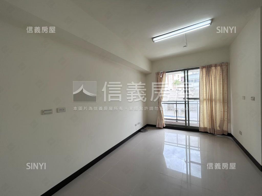 悅敦峰稀有釋出臨路透天房屋室內格局與周邊環境
