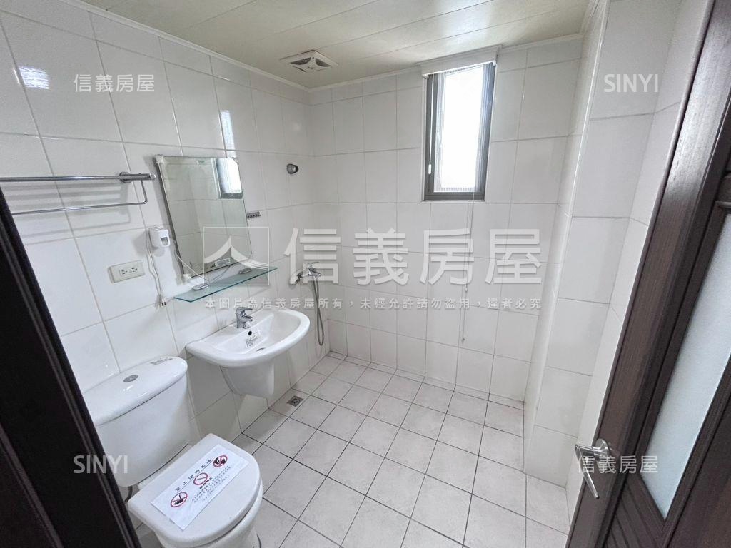 悅敦峰稀有釋出臨路透天房屋室內格局與周邊環境