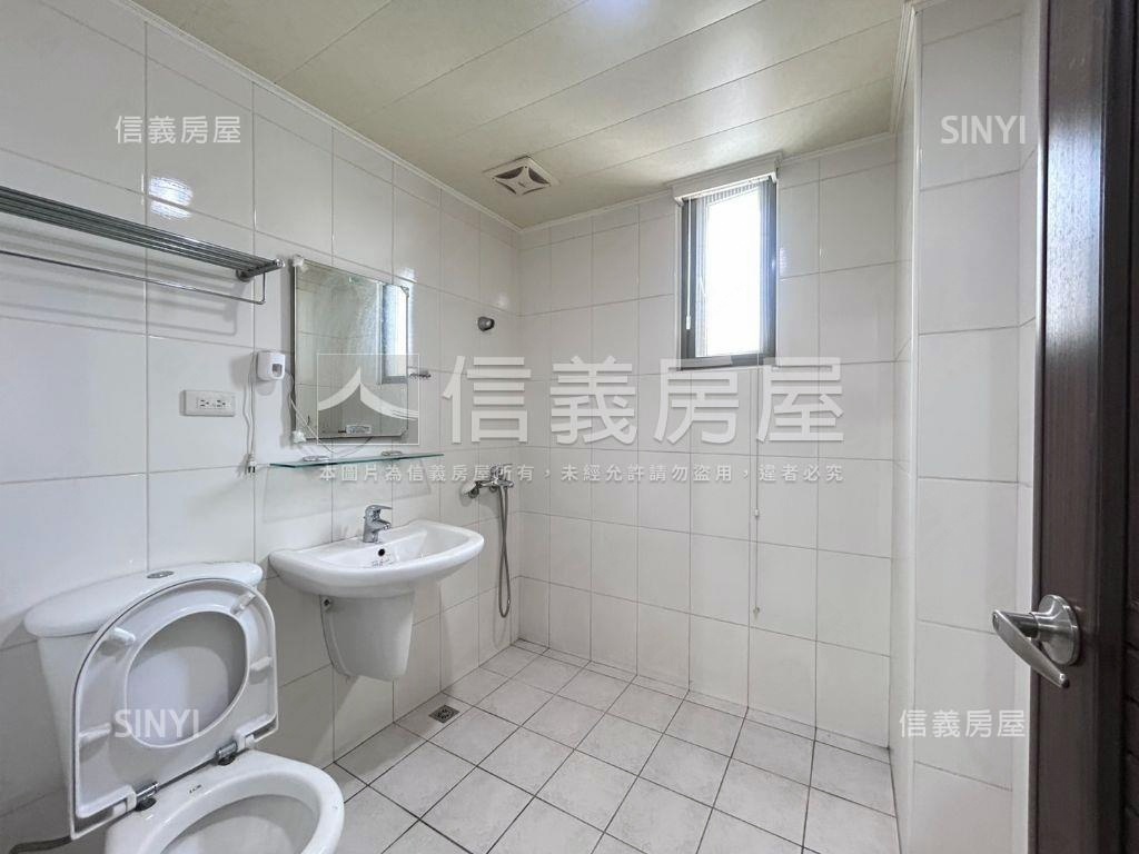 悅敦峰稀有釋出臨路透天房屋室內格局與周邊環境