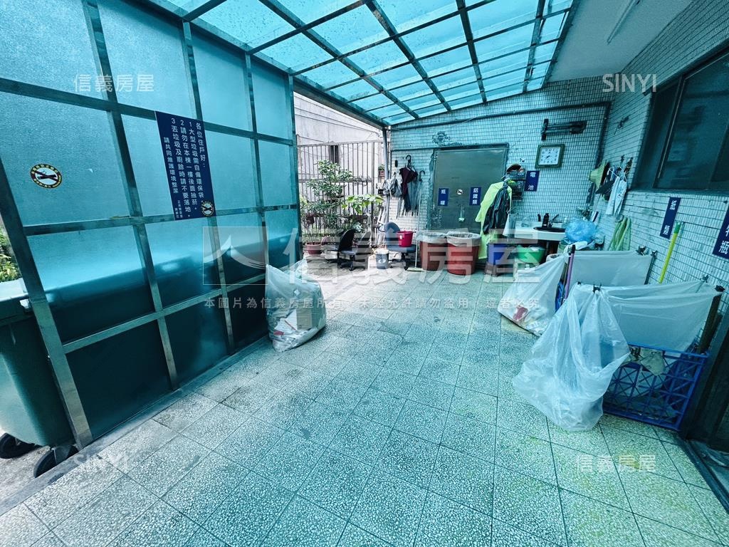 專約捷運中山國小正英大廈房屋室內格局與周邊環境