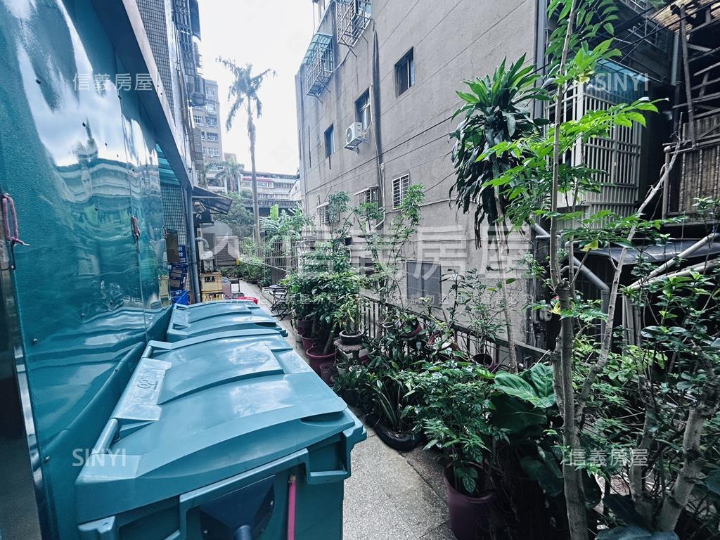 專約捷運中山國小正英大廈房屋室內格局與周邊環境