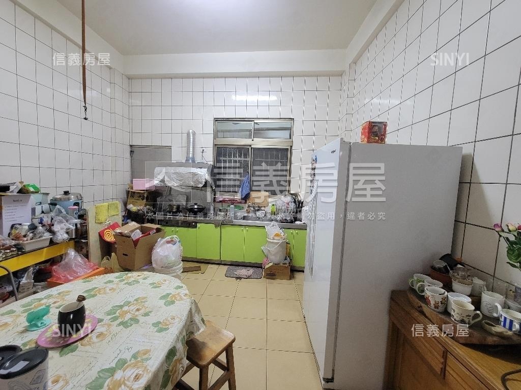近樹孝商圈✦臨十米路透天房屋室內格局與周邊環境