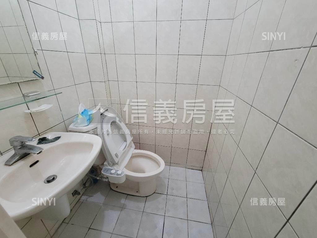 近樹孝商圈✦臨十米路透天房屋室內格局與周邊環境