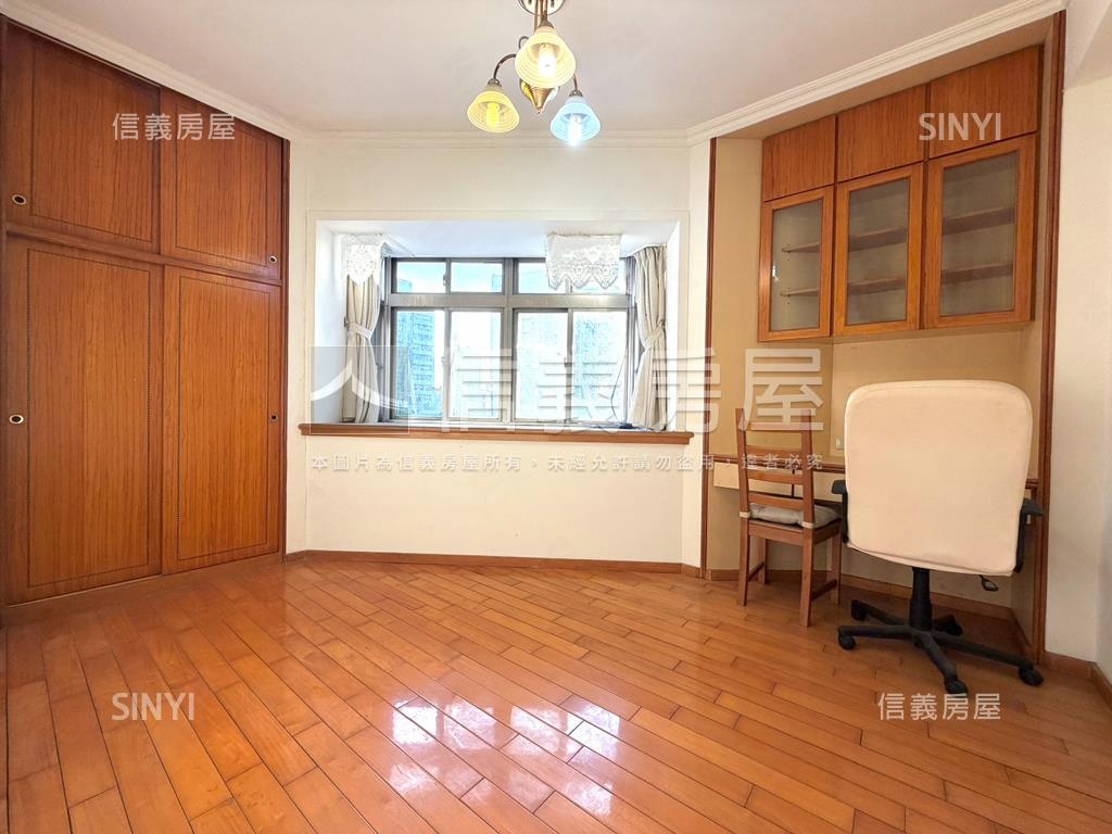 頂溪明亮三房家居房屋室內格局與周邊環境