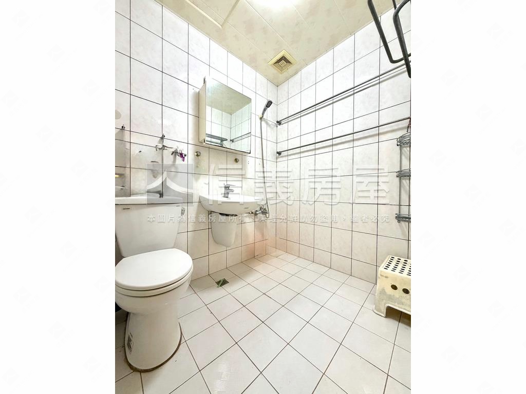 頂溪明亮三房家居房屋室內格局與周邊環境