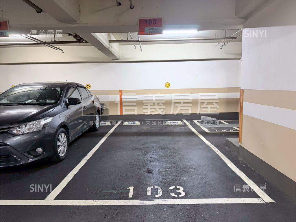 竹城京都景觀戶３房車位房屋室內格局與周邊環境