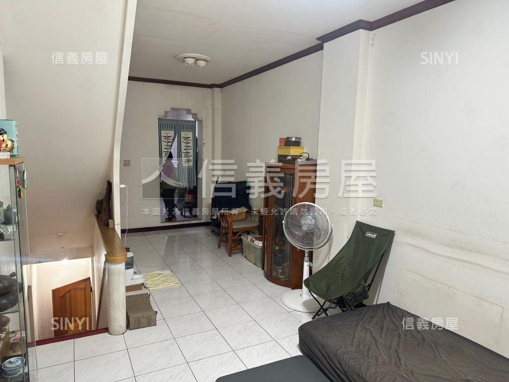 稀有承德商三透天房屋室內格局與周邊環境